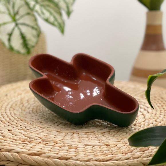 🌵Cactus Pottery Dish🌵 - Picture 3 of 7